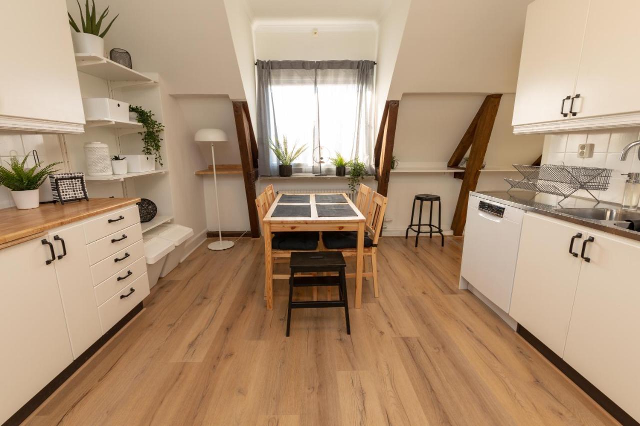Alyhr Apartments VBY Екстериор снимка